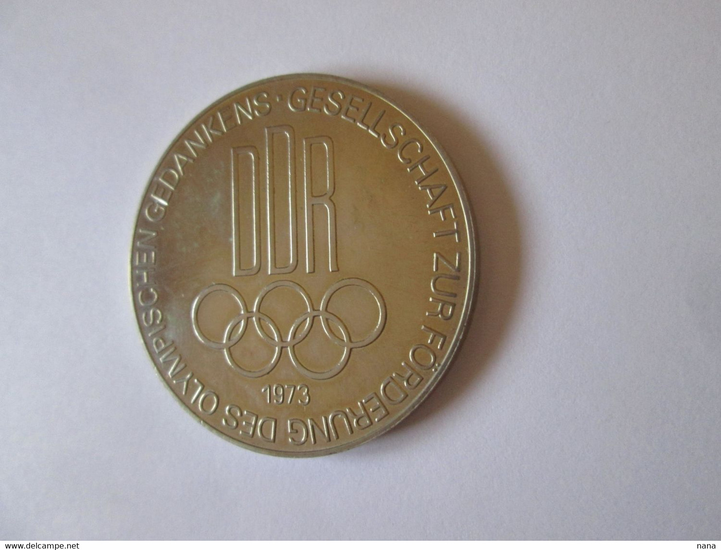 Set Of 2 Unicirculated GDR/DDR Medals 1973/1984 Commemorating The Olympic Games In The Original Box - GDR