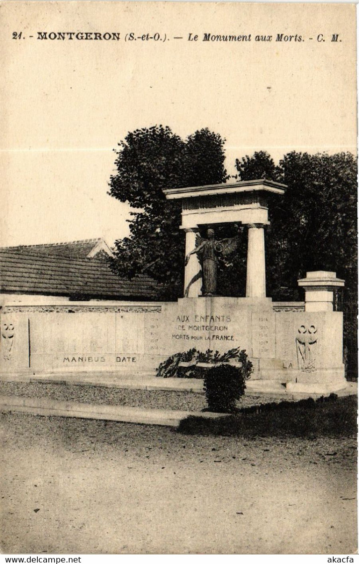 CPA MONTGERON - Le Monument Aux Morts (488865) - Montgeron