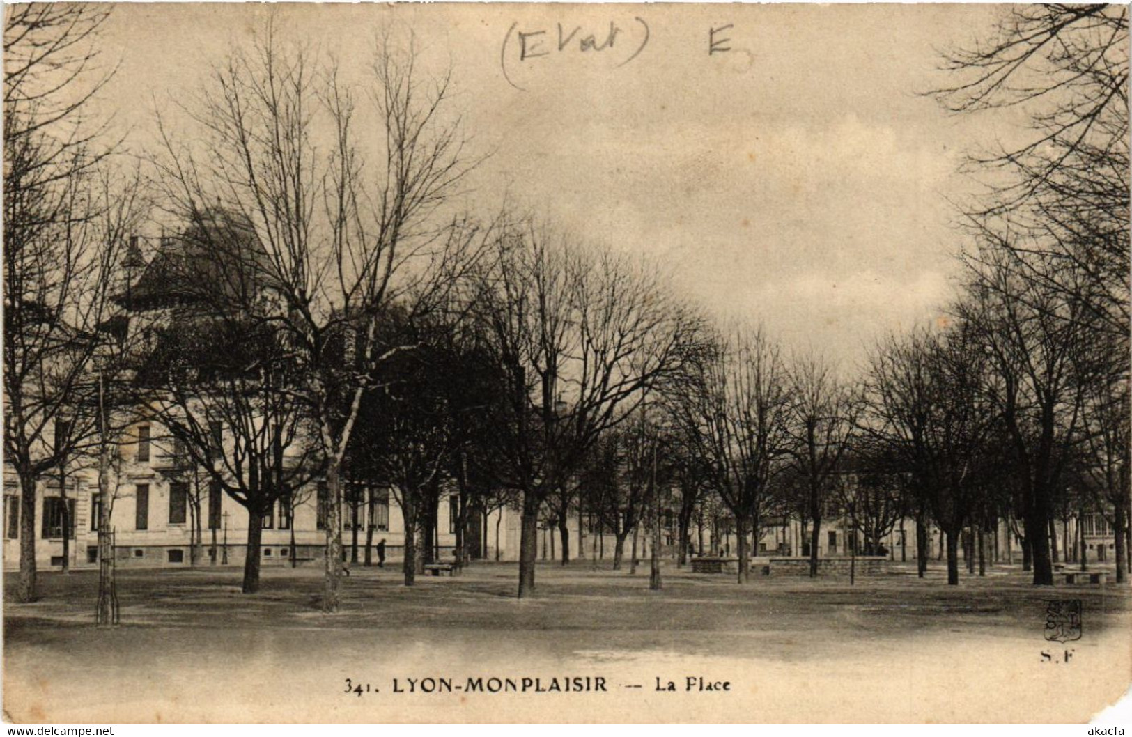 CPA LYON-MONPLAISIR - La Place (442621) - Lyon 8