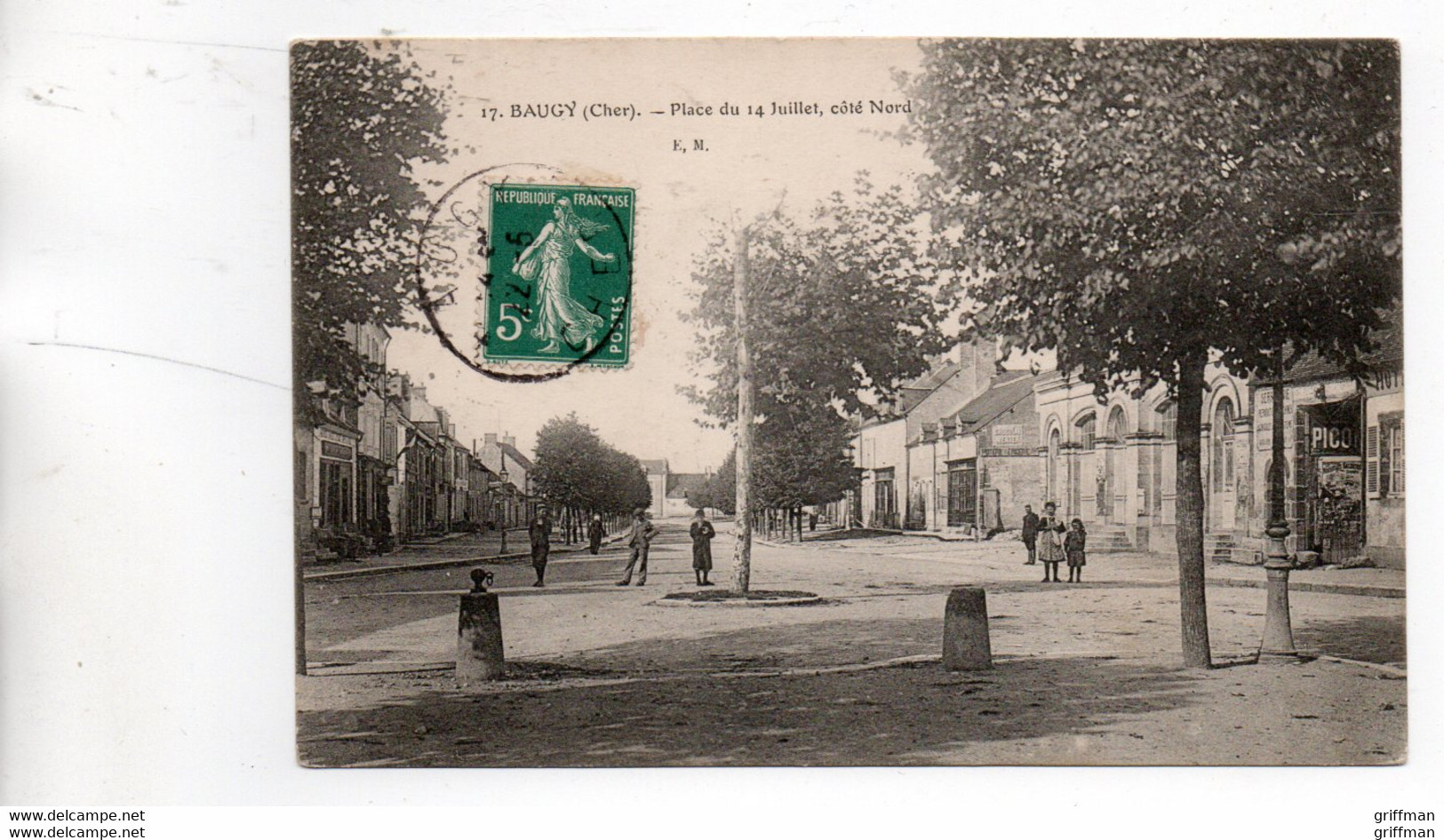 BAUGY PLACE DU 14 JUILLET COTE NORD TBE - Baugy