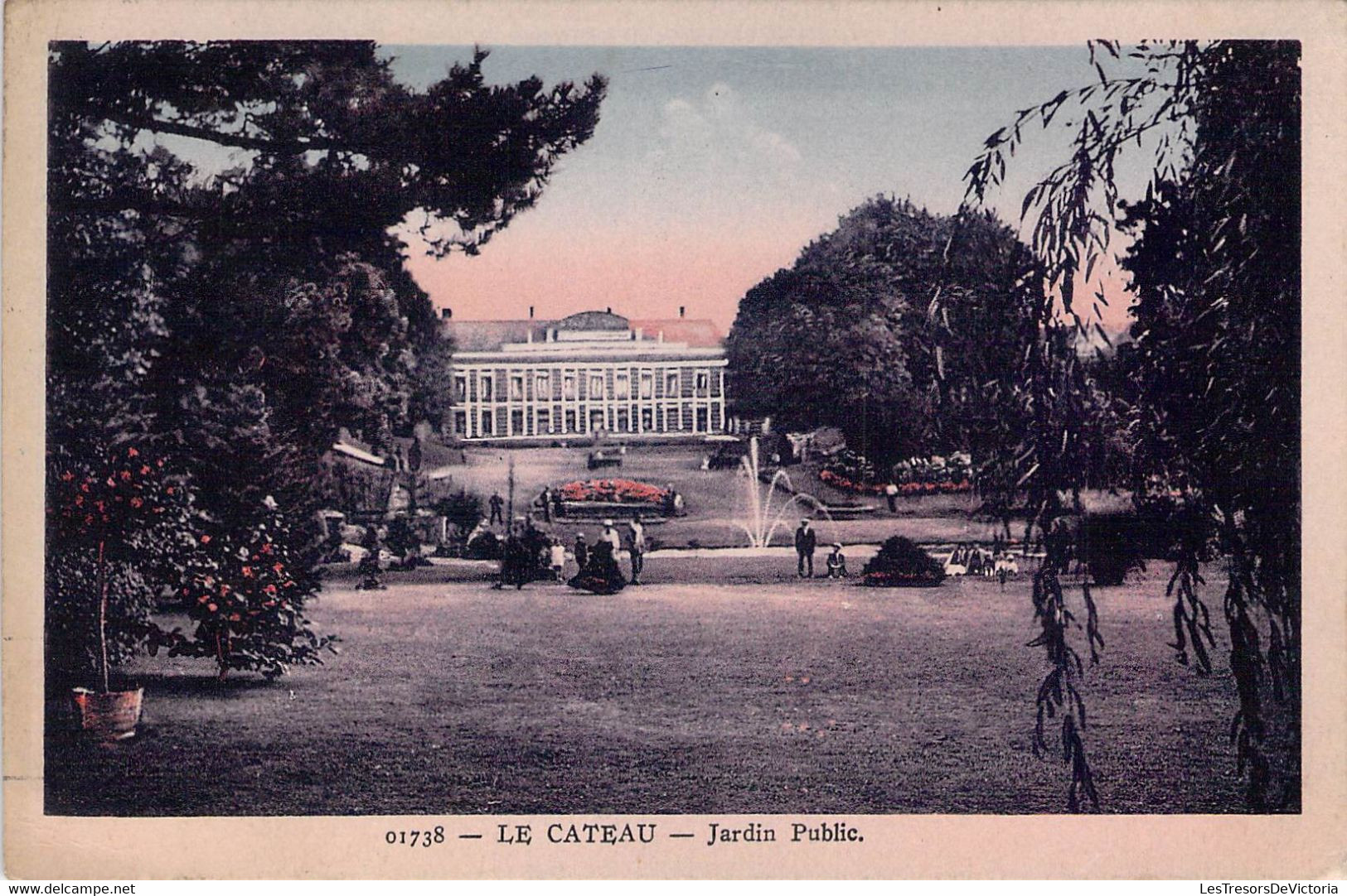 CPA - 59 - LE CATEAU - Jardin Public - Edition Ledru LE CATEAU - Colorisée - Le Cateau