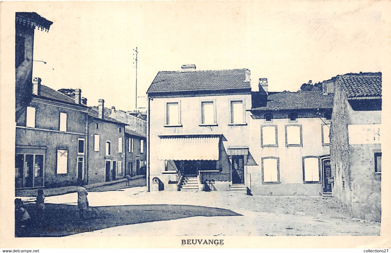 57-BEUVANGE- UNE PLACE - Other & Unclassified