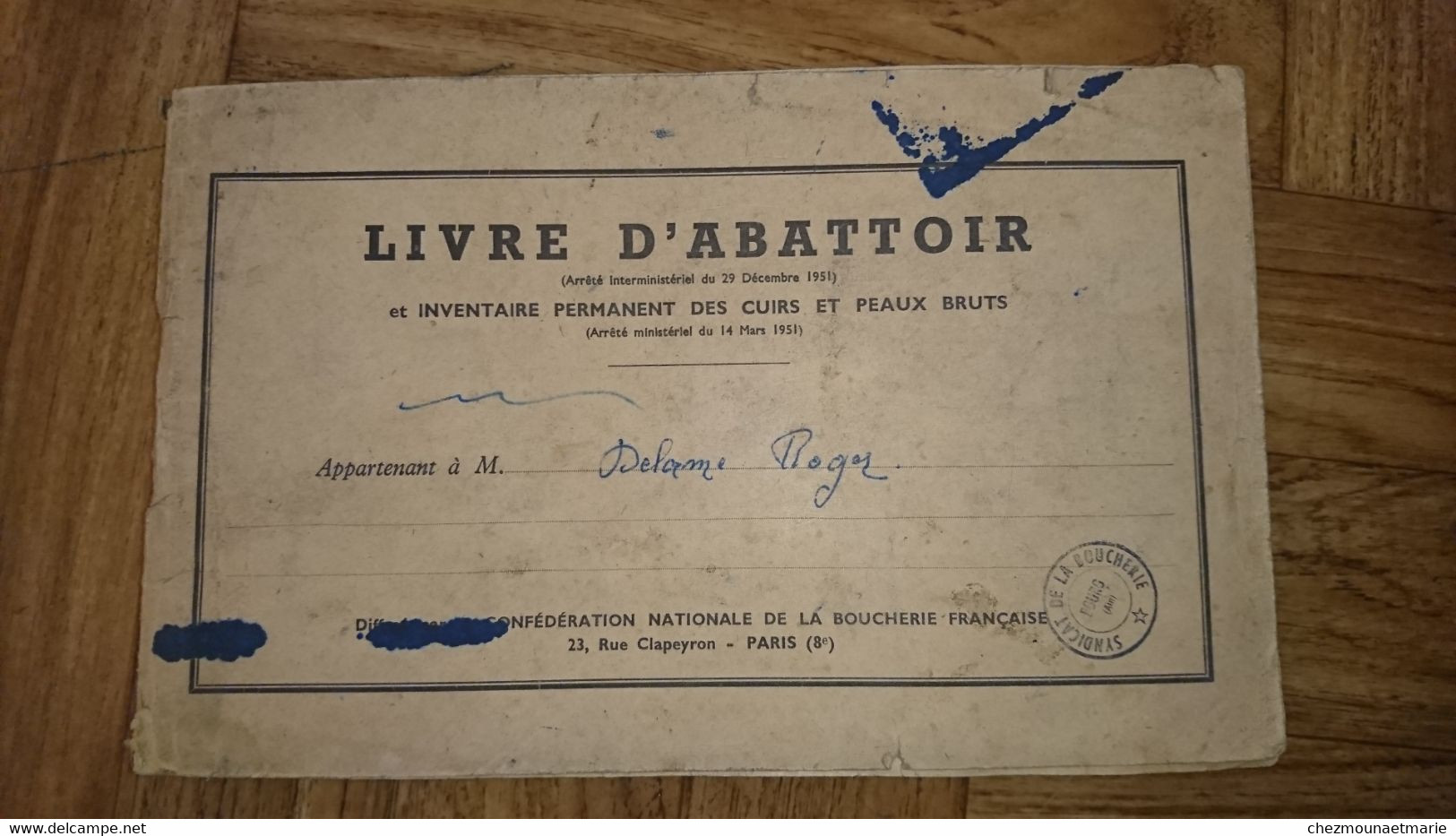 FISCAUX VIANDE SUR LIVRE D ABATTOIR DE 55 PAGES 1958 DELORME ROGER AIN - CHAQUE PAGE DE GAUCHE A DES TIMBRES - Cartas & Documentos