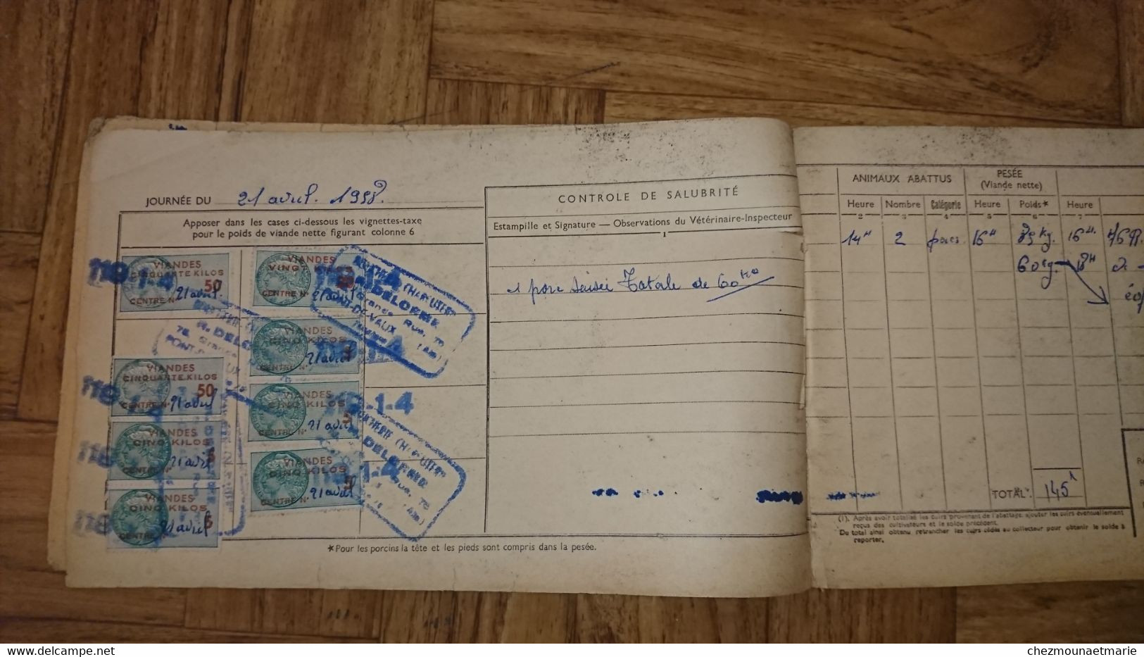 FISCAUX VIANDE SUR LIVRE D ABATTOIR DE 55 PAGES 1958 DELORME ROGER AIN - CHAQUE PAGE DE GAUCHE A DES TIMBRES - Cartas & Documentos