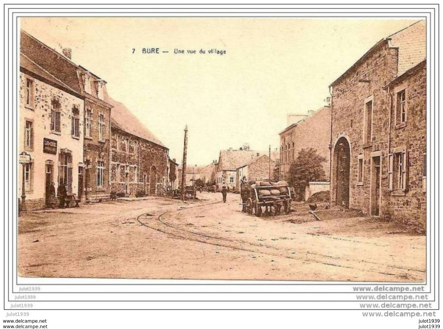 BURE ..-- Vue Du Village . Rails  TRAM . Vers BRUXELLES ( Mr Rudolph DE VORMEZEELE ) . Voir Verso . - Tellin