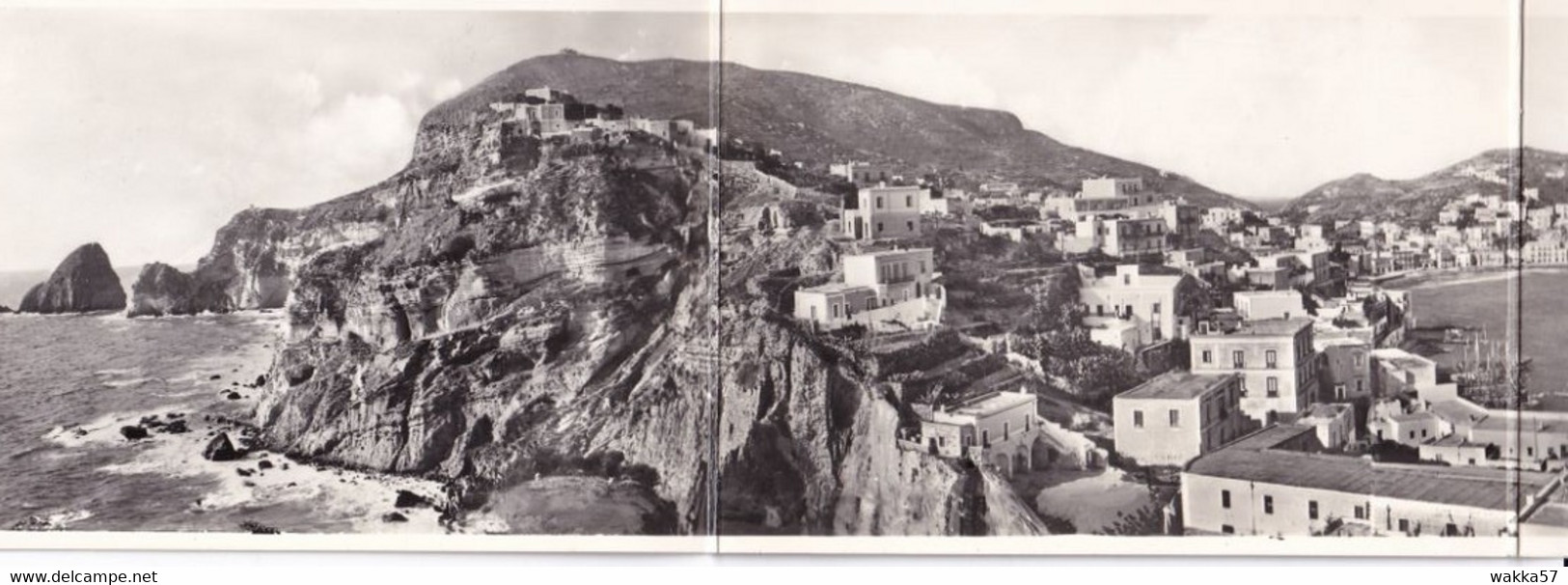 M205 - Isola Di Ponza - Latina - Panorama Dal Belvedere - Quadrupla - Fg. Vg. - Latina