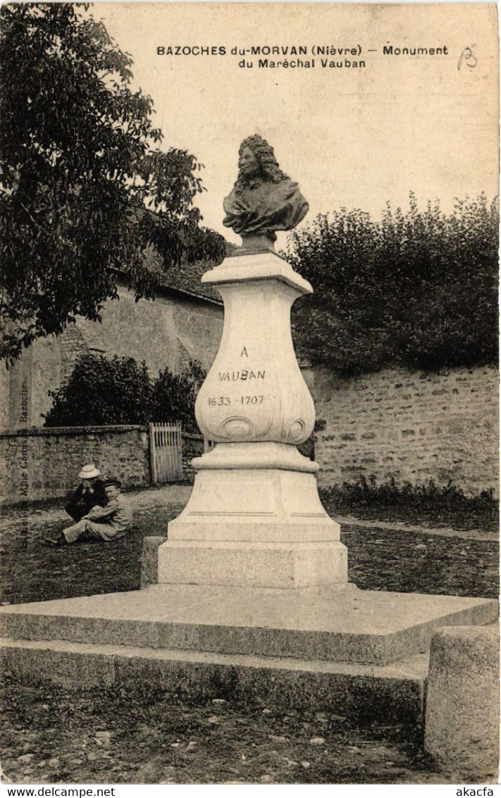 CPA BAZOCHES Du-MORVAN - Monument Du Marechal Vauban (456394) - Bazoches