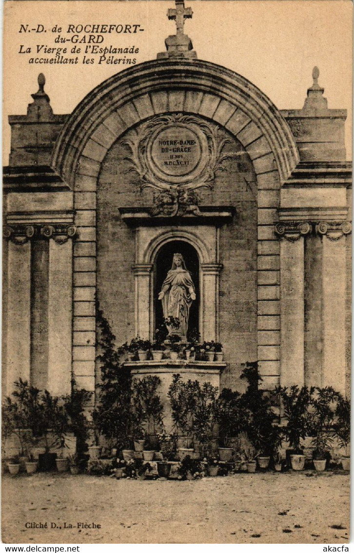 CPA N.-D. De ROCHEFORT Du-GARD - La Vierge De L'Esplanade Accueillant (458508) - Rochefort-du-Gard