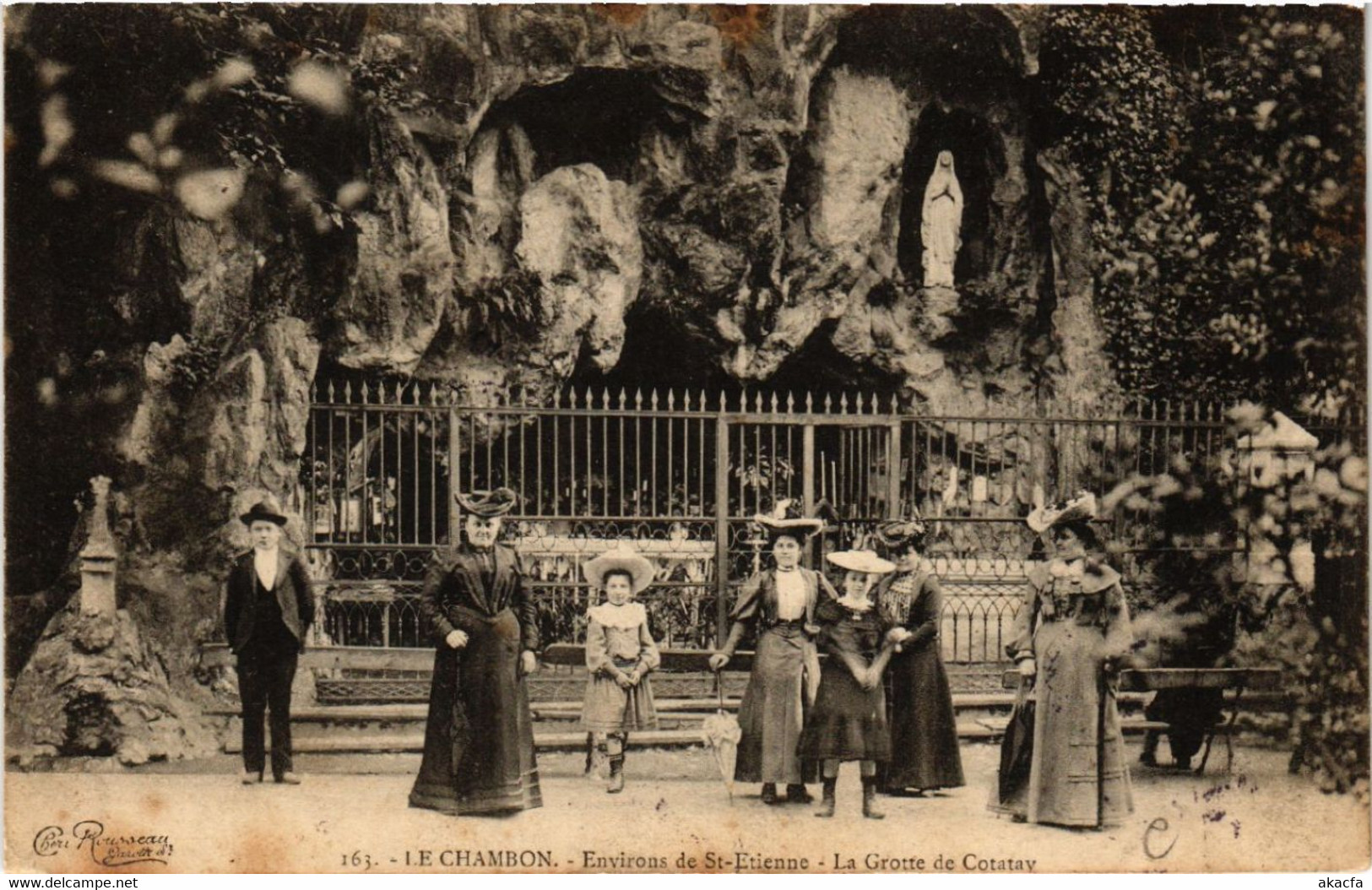 CPA Le CHAMBON - Env. De St-ÉTIENNE-La Grotte De COTATAY (459817) - Le Chambon Feugerolles