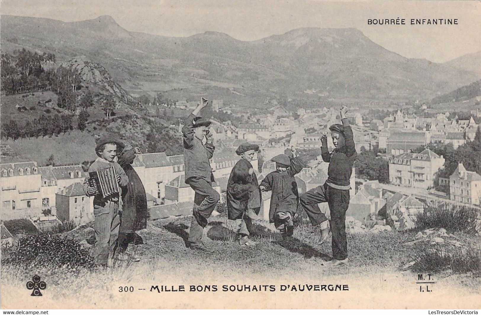 CPA Folklore - BOURREE ENFANTINE - Mille Bons Souhaits D'Auvergne - Enfants - MTIL - Dances