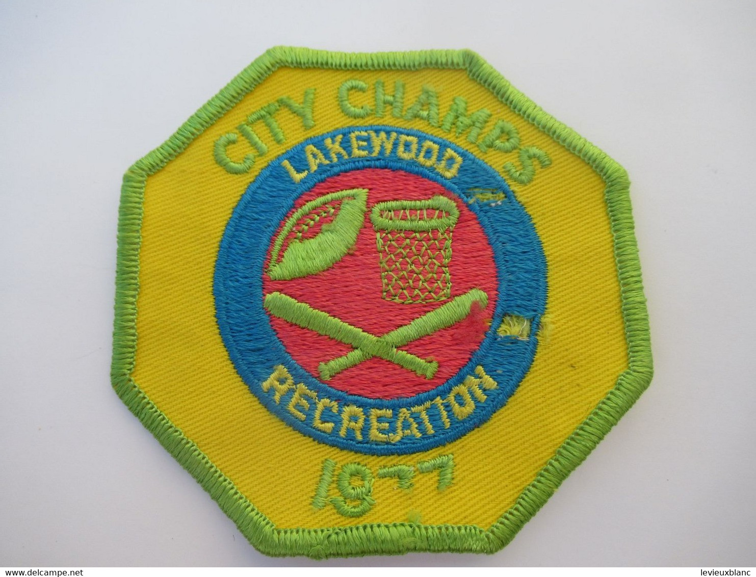 Sport/Loisirs/ Ecusson Ancien /City Champs/LAKEWOODS /Colorado/   1977       ET361 - Patches