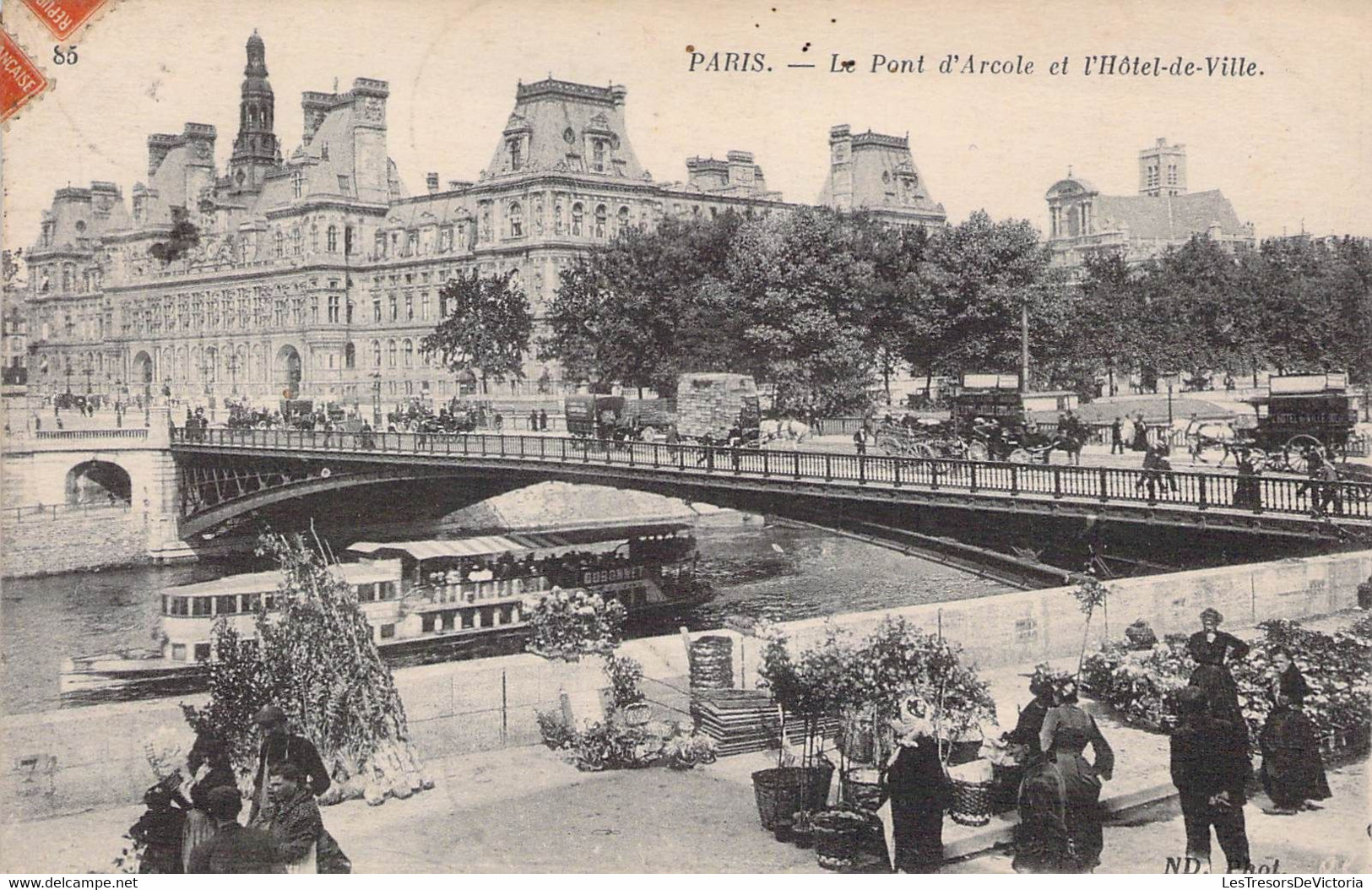CPA - 75 - PARIS - LE PONT D'ARCOLE Et L'Hôtel De Ville - Animée - Brücken
