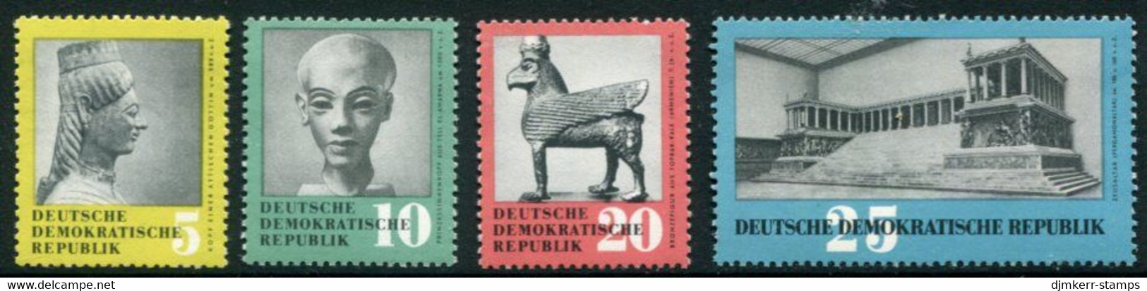 DDR / E. GERMANY 1959 Returned Cultural Treasures MNH / **.  Michel  742-45 - Ongebruikt