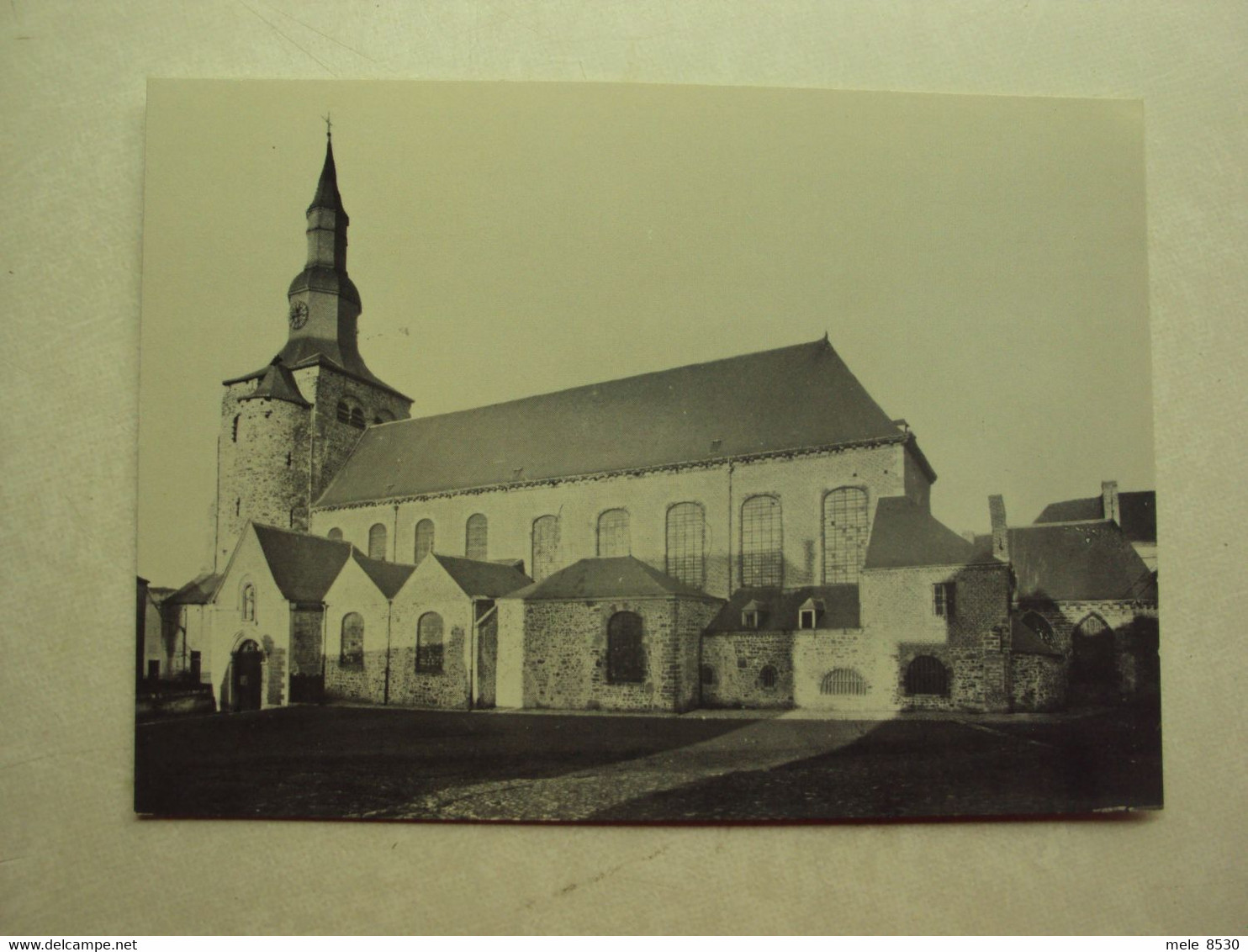 47962 - FOSSES-LA-VILLE - LA COLLEGIALE VERS 1900 - ZIE 2 FOTO'S - Fosses-la-Ville