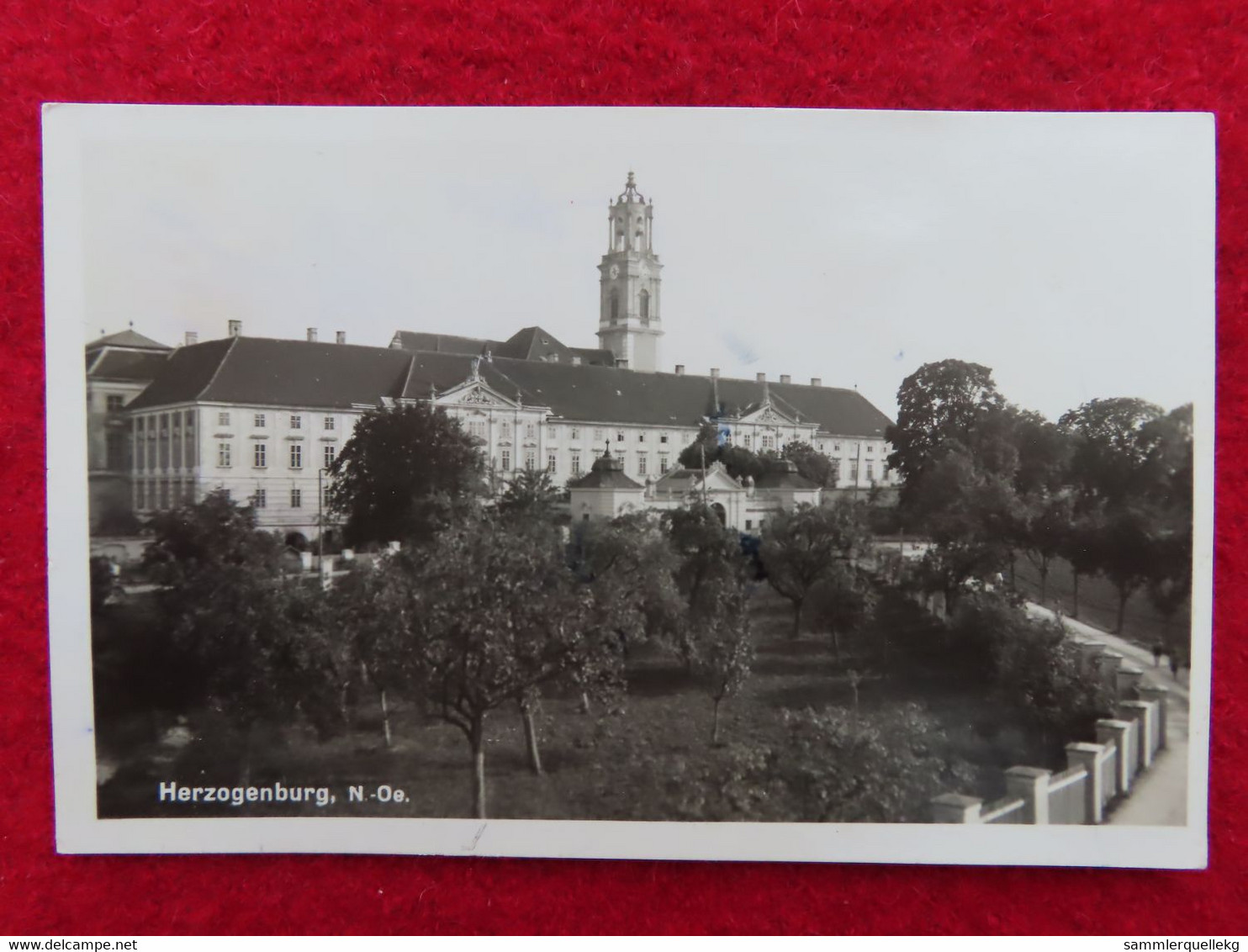 AK: Echtfoto, Herzogenburg, Gelaufen Ohne Marke (Nr.3492) - Herzogenburg