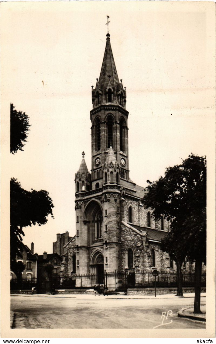 CPA Le CHESNAY - L'Église St-ANTOINE De Padone (247022) - Le Chesnay