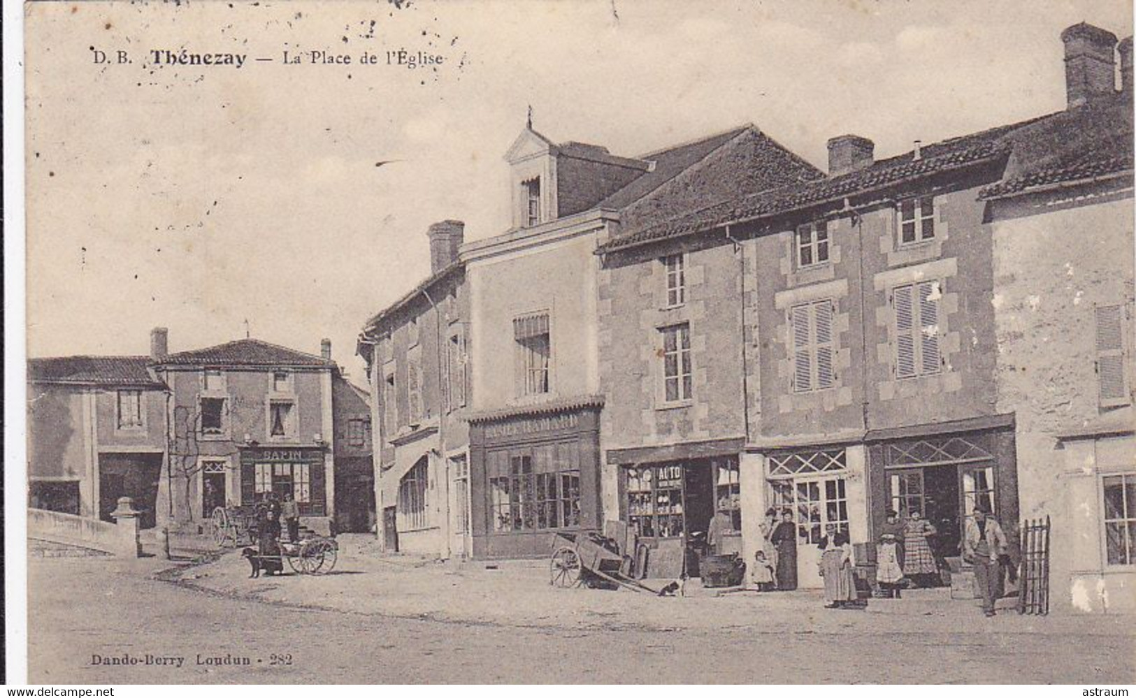 Cpa-79- Thenezay -animée- Attelage De Chiens - Place De L'eglise -edi D.B. N°282 - Thenezay