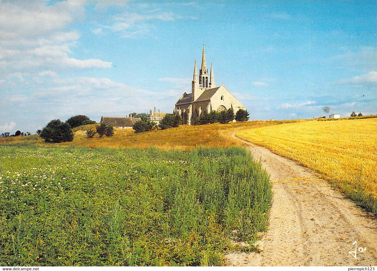 29 - Saint Jean Trolimon - Chapelle De Tronoën - Saint-Jean-Trolimon