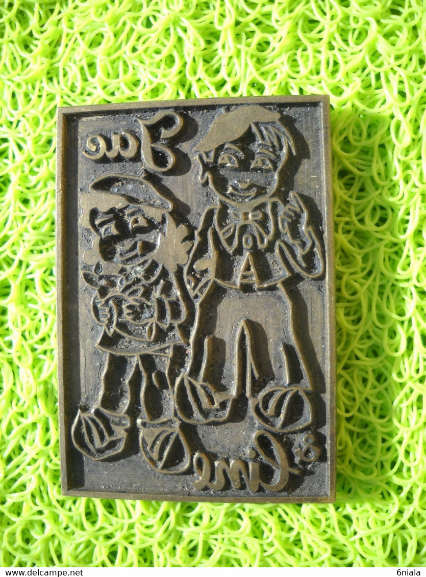 PLAQUE BRONZE MATRICE PLAQUE IMPRIMERIE  JAC  LINE  Petite Fille Petit Garçon Pour Livres D'enfant Dessin - Sellos