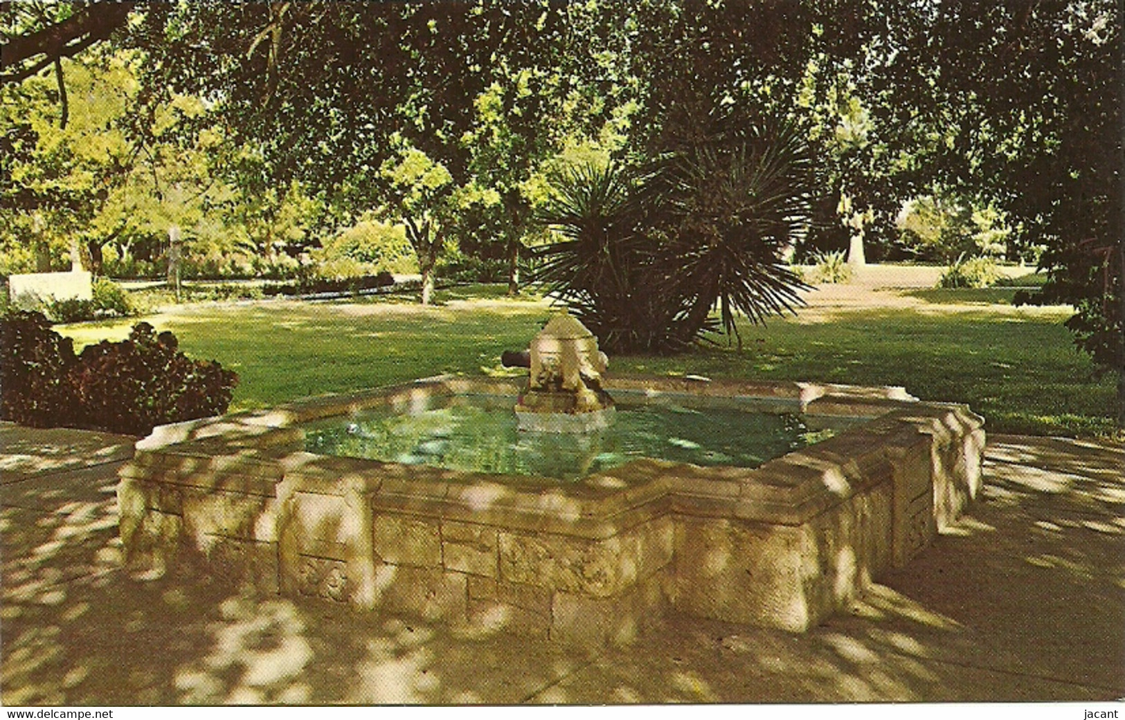 San Antonio - Texas - Memorial Fountain - Alamo Garden - San Antonio