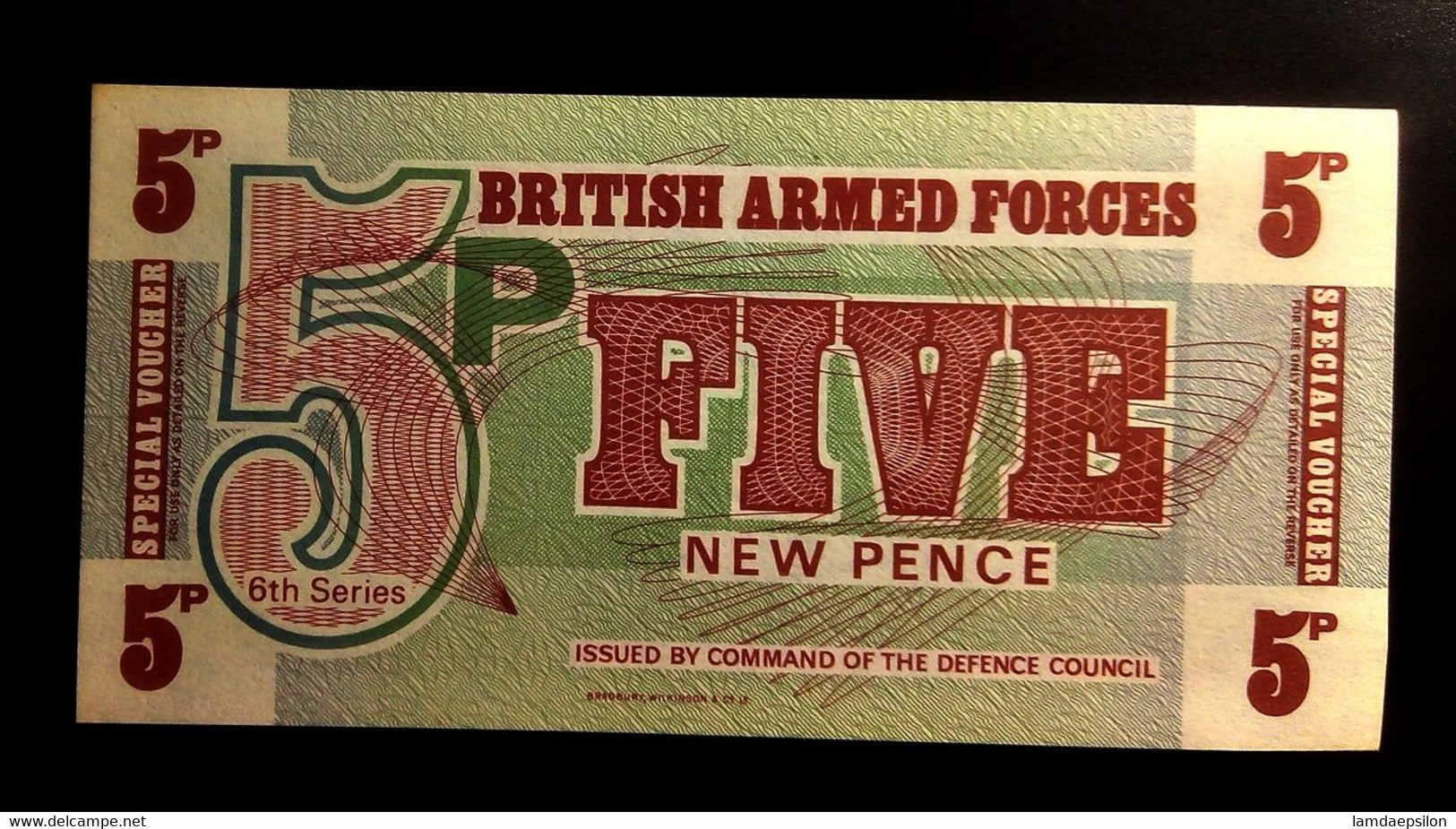 A7   ROYAUME UNI   BILLETS DU MONDE      UNITED KINGDOM BANKNOTES   BRITISH ARMED FORCES 5 NEW PENCE 1972 - Colecciones