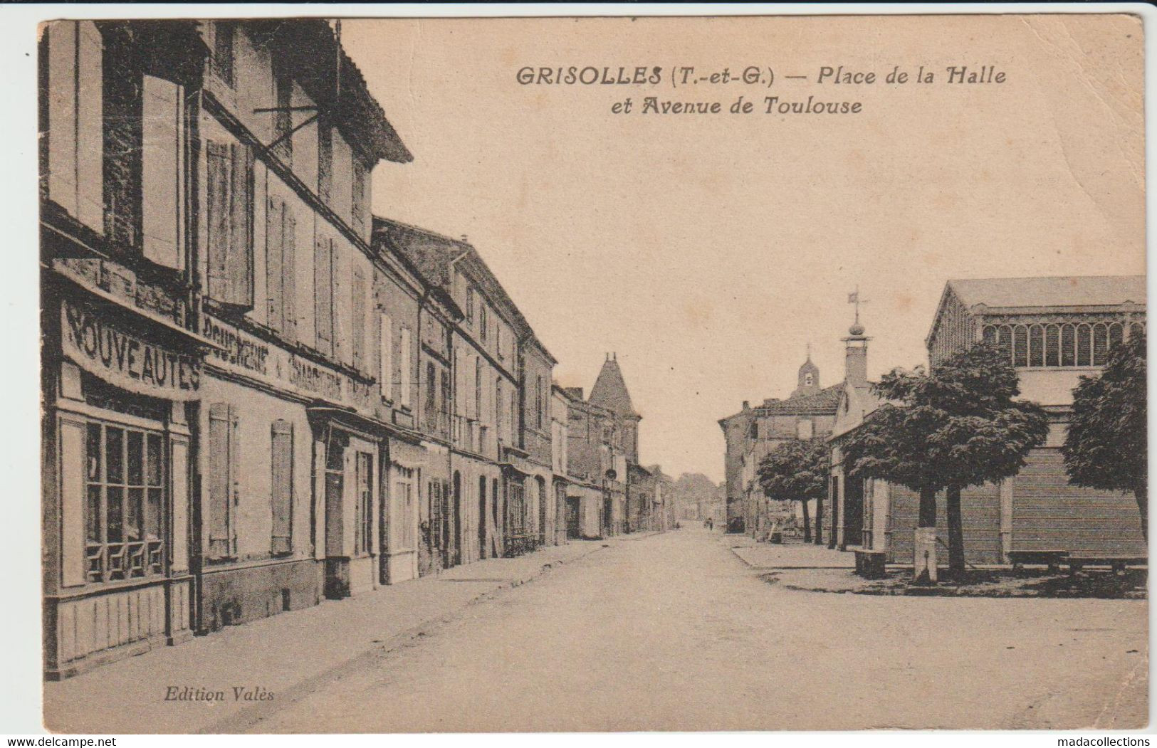 Grisolles (82 - Tarn Et Garonne) Place De La Halle Et Avenue De Toulouse - Grisolles