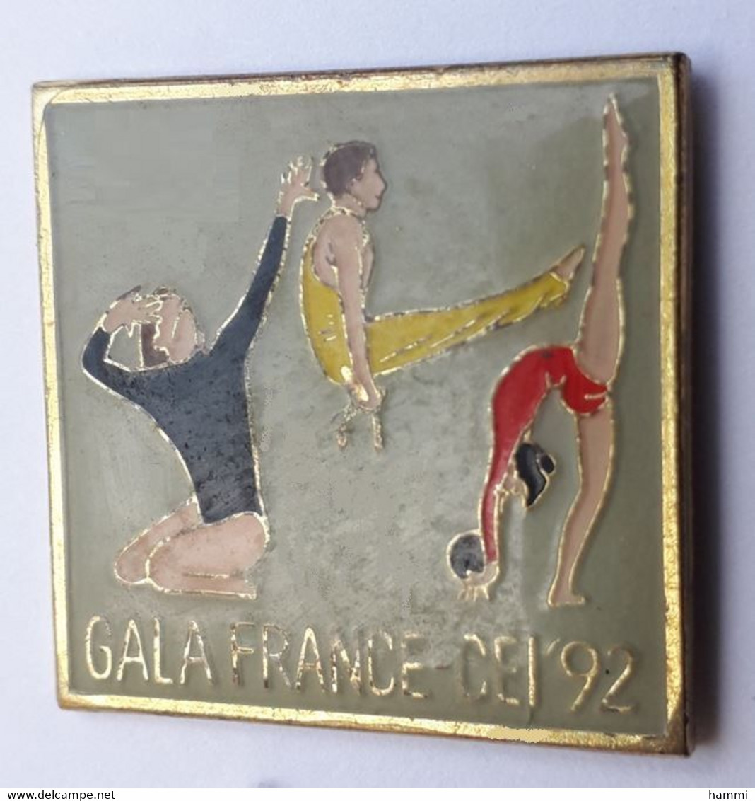 PO167 Pin's Gymnastique GALA FRANCE CEI 92 Achat Immédiat - Gymnastique