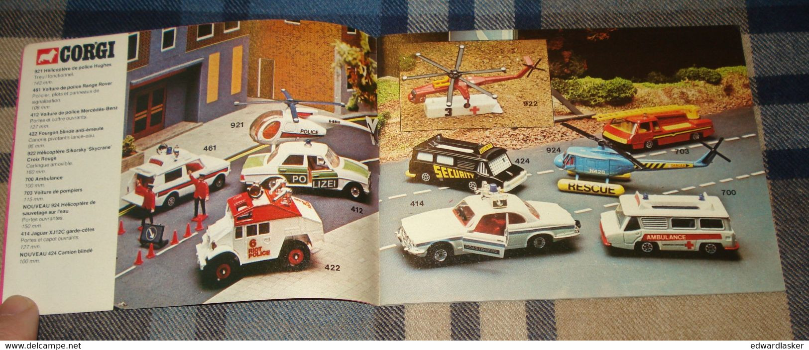 Catalogue CORGI TOYS 1977 - Voitures Miniatures - James Bond, Batman, Tarzan, Kojak, Etc - Catalogues & Prospectus