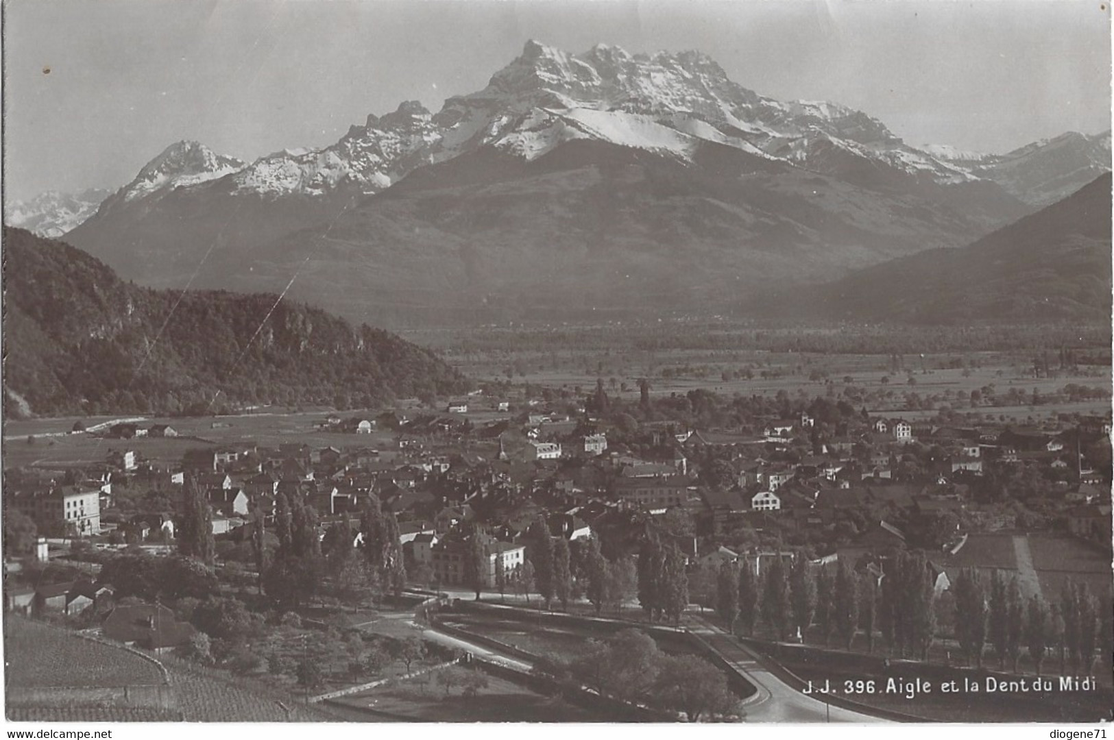 Aigle Et La Dent Du Midi - Aigle