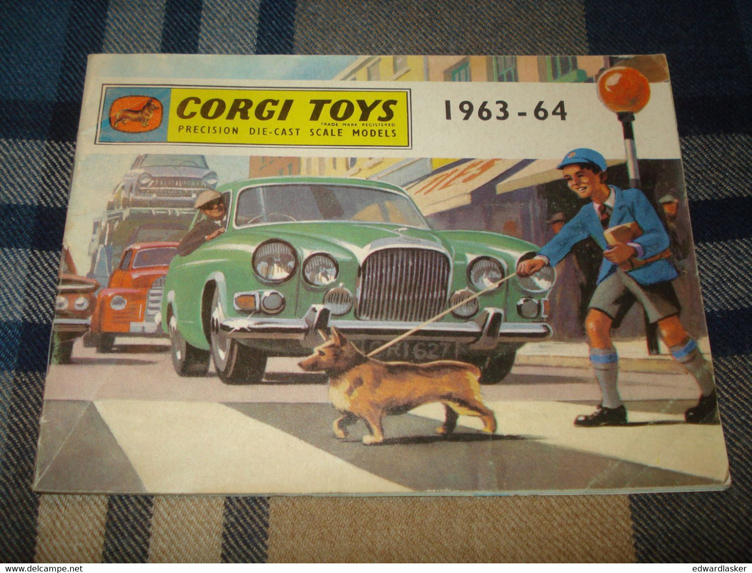 Catalogue CORGI TOYS 1963/64 - Voitures Miniatures - Incomplet - Catalogues & Prospectus