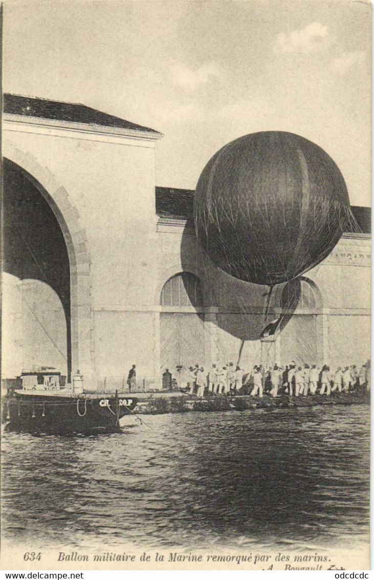 Ballon Militaire De La Marine Remorqué Par Les Marins Pionnière RV - Dirigeables