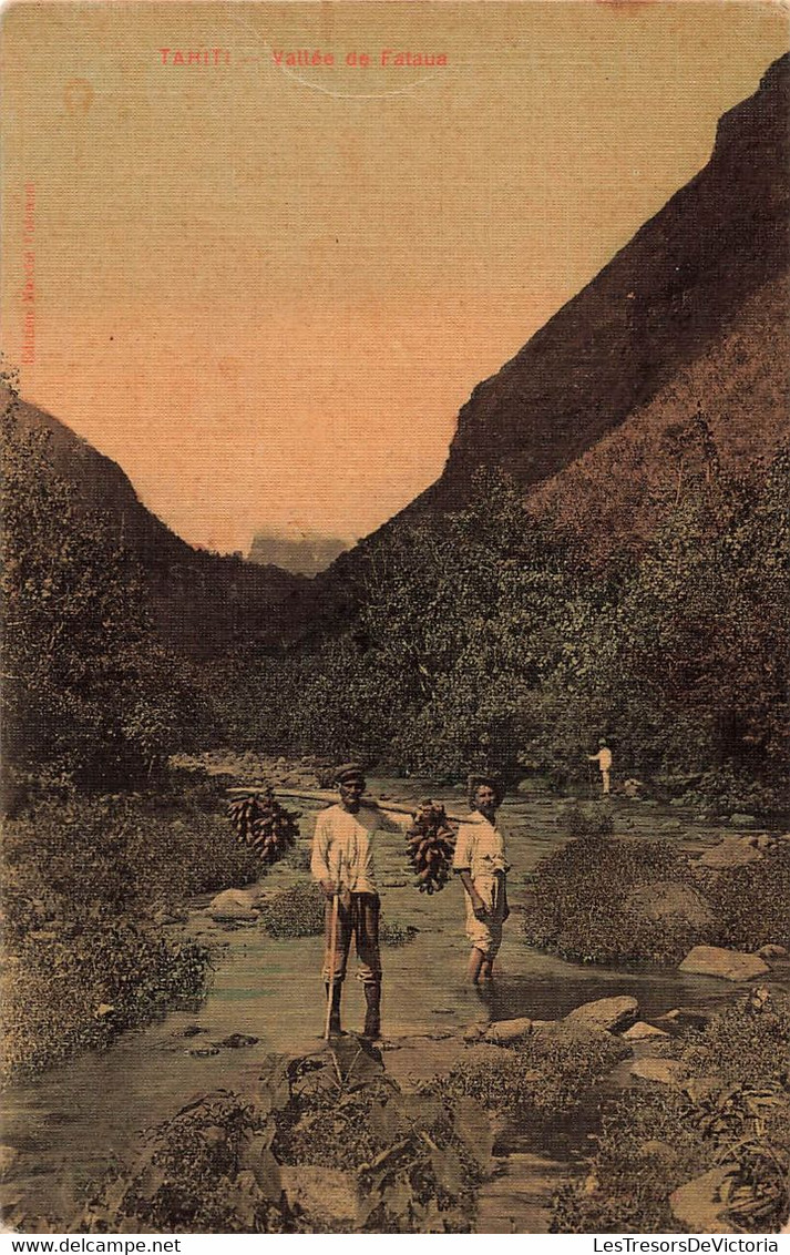 CPA TAHITI - Vallée De Fataua - Porteurs De Bananes Traversant La Riviere - Tahiti