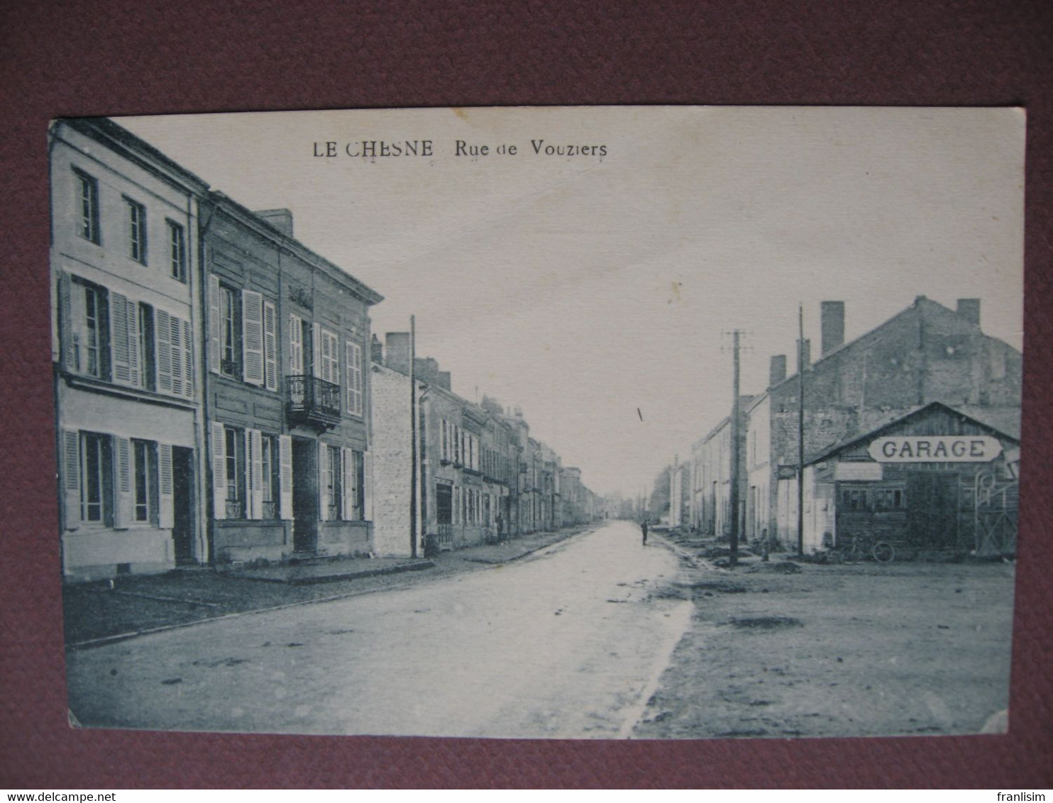 CPA 08 LE CHESNE Rue De Vouziers 1930 - Le Chesne