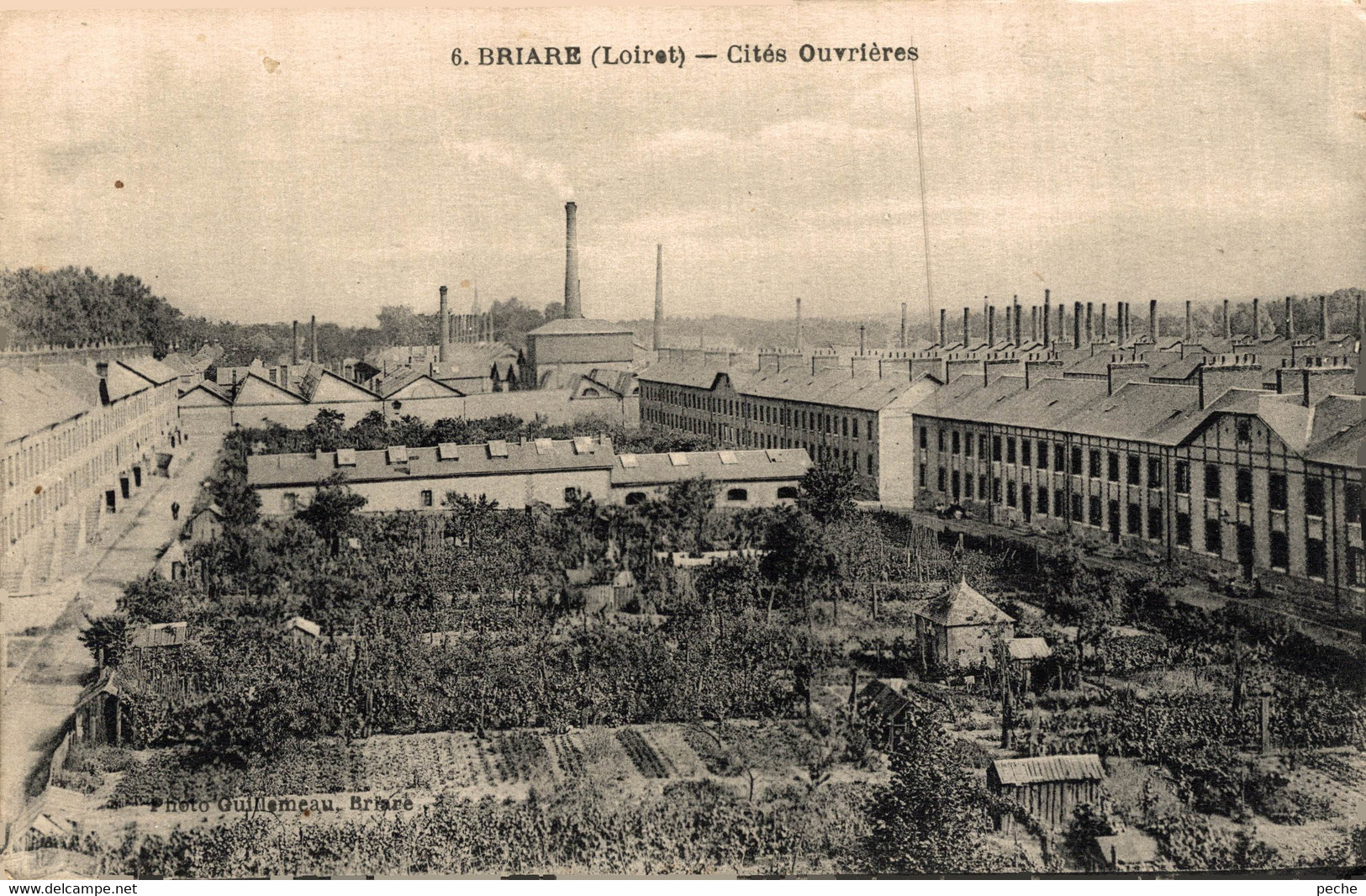 N°98839 -cpa Briare -cités Ouvrières- - Briare