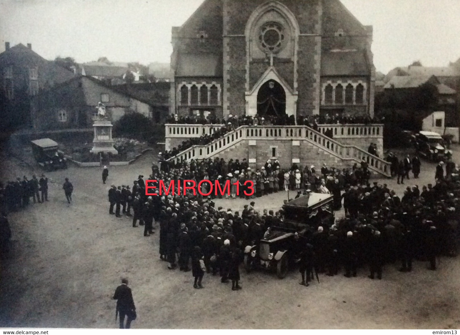 Photo Des Obsèques D’Evence Coppée Du Château De Roumont à L’église D’Ochamps Libin 18x13cm 1945 - Libin