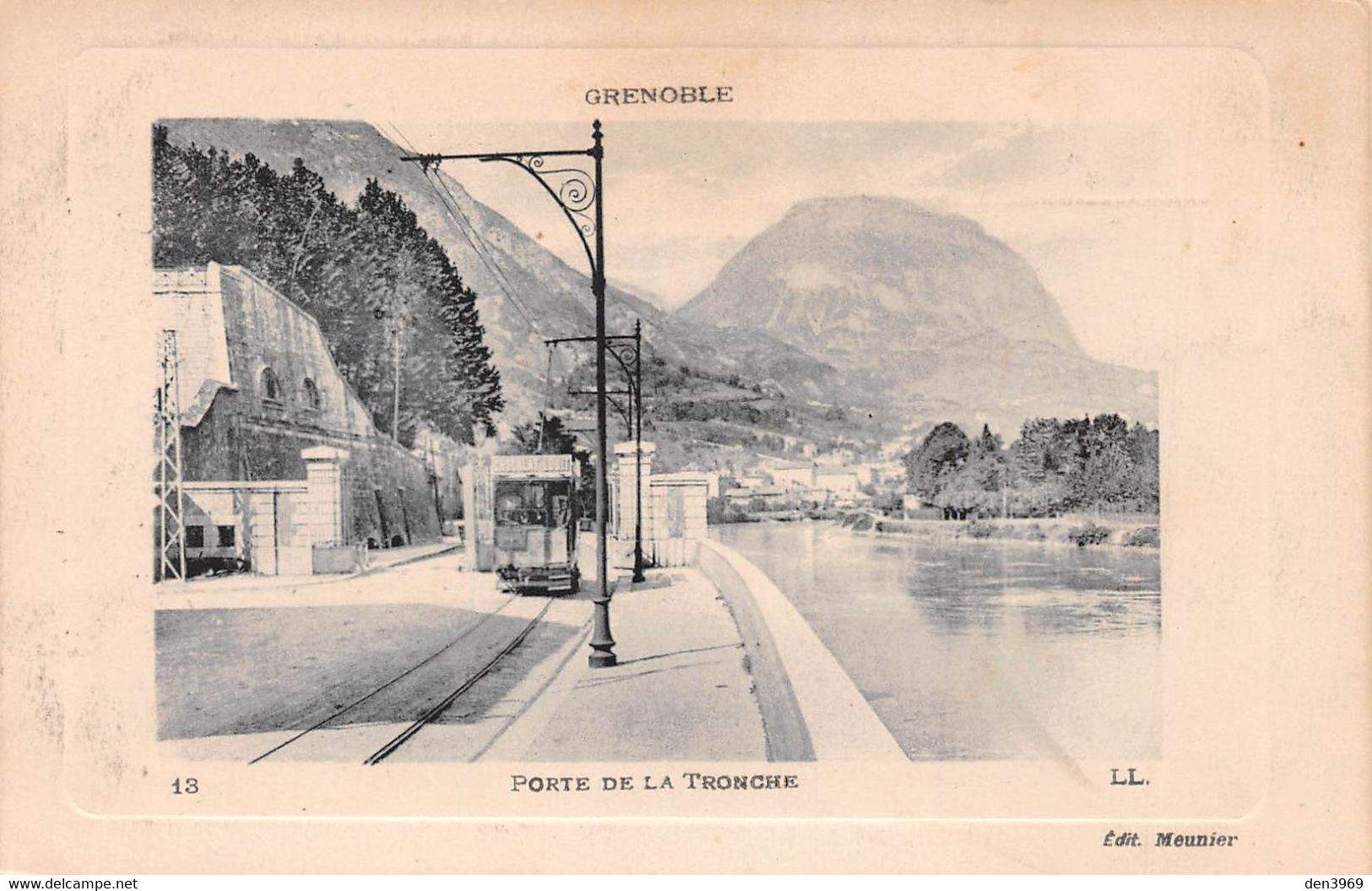 Porte De La TRONCHE Par Grenoble (Isère) - Tramway Publicité Chocolat Louit - La Tronche