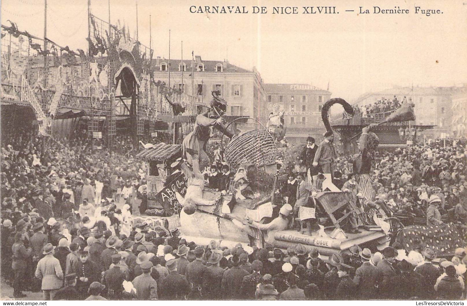 CPA France - Carnaval De Nice XLVIII - La Dernière Fugue - Animée - Char - Défilé - Chapeau - Foule - Karneval