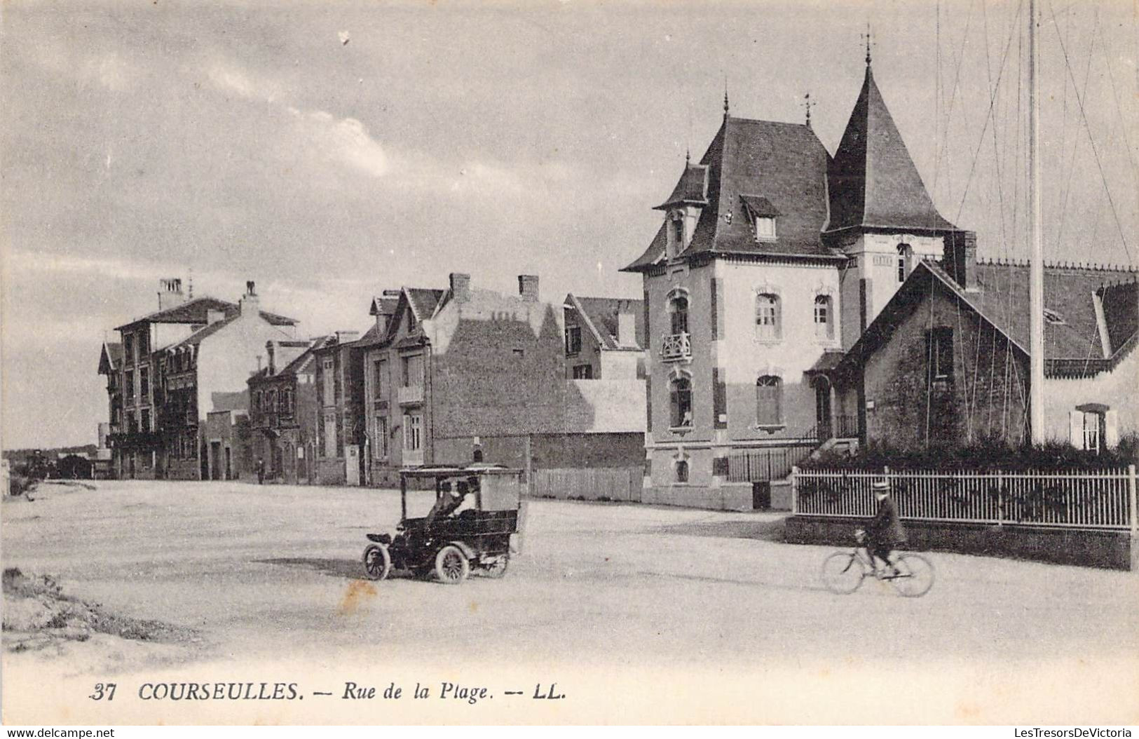 CPA France - Calvados - Courseulles - Rue De La Plage - LL - Animée - Voiture - Vélo - Lévi Fils Et Cie Paris - Courseulles-sur-Mer