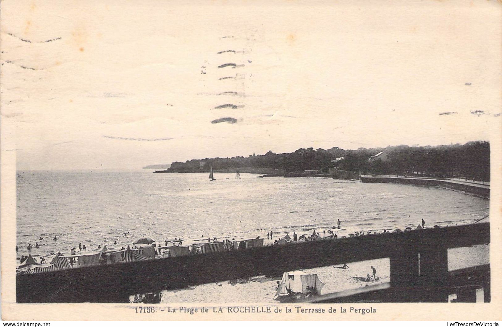 CPA France - Charente Maritime - La Plage De La Rochelle De La Terrasse De La Pergola - Oblitérée Charente Inf. 1939 - La Rochelle