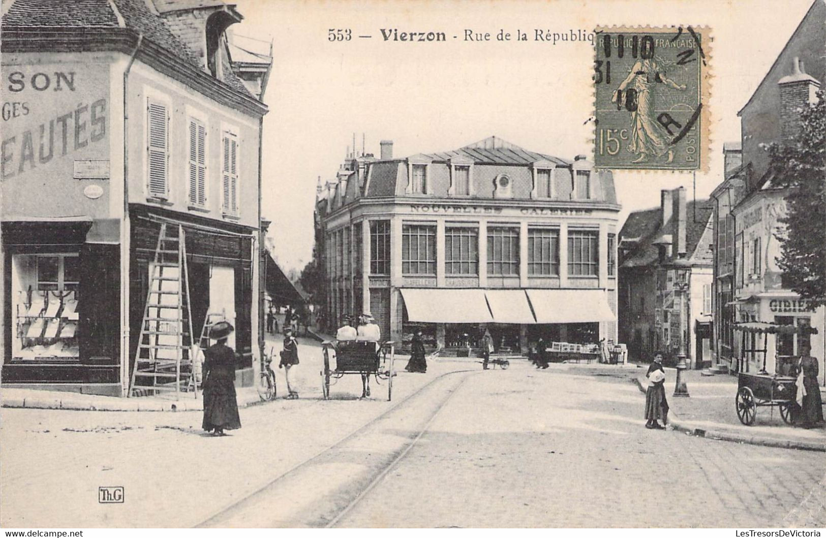 CPA France - Cher - Vierzon - Rue De La République - Animée - Echelle - Attelage - Velo - Nouvelle Galerie - 1918 - Vierzon