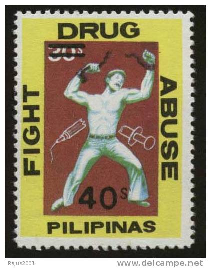 Man Breaking Chain, Broken Syringe, Fight Drug Abuse, Health, MNH Philippines - Drogen