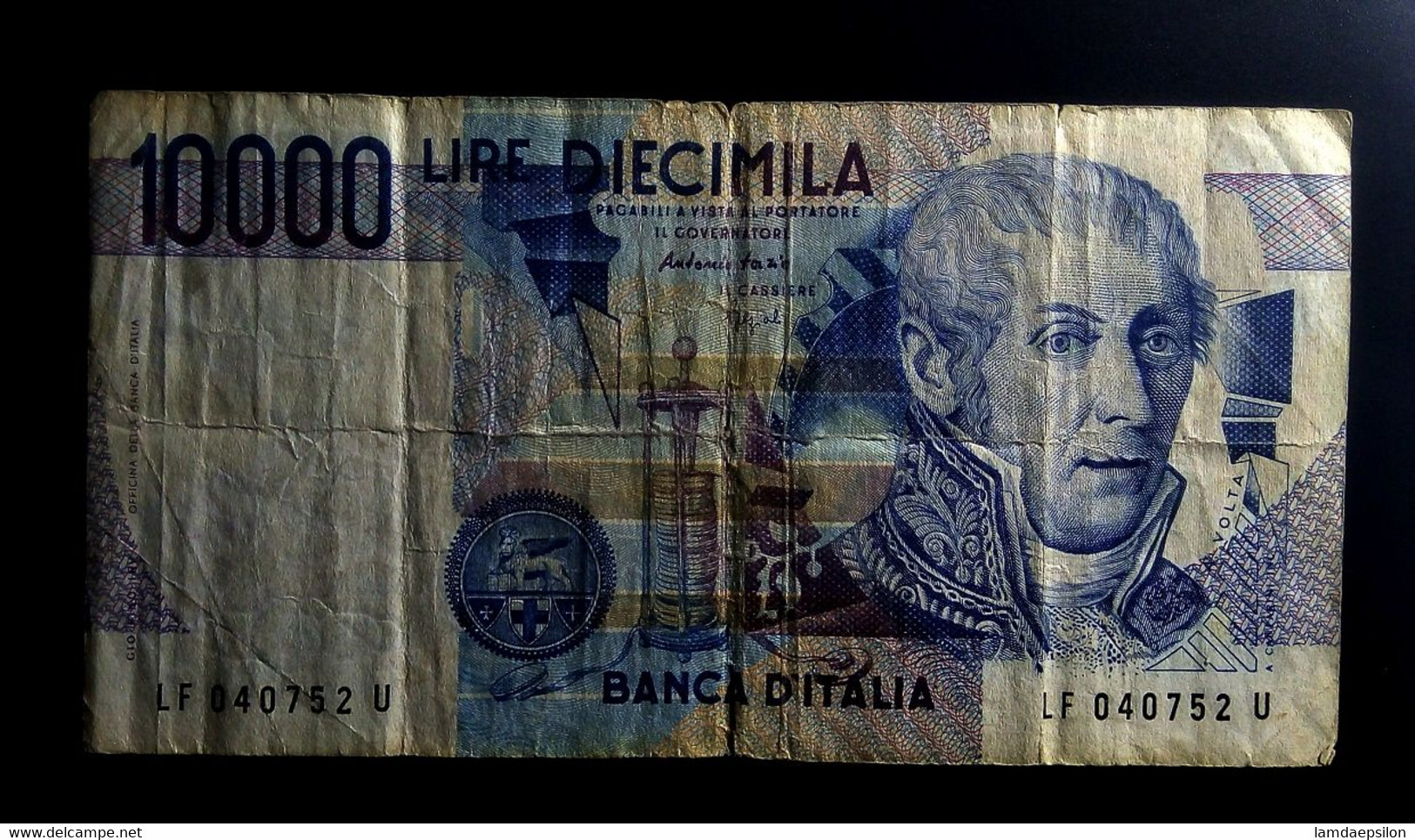 A7   ITALIE   BILLETS DU MONDE     ITALIA   BANKNOTES  10000 LIRE 1984 - [ 9] Sammlungen