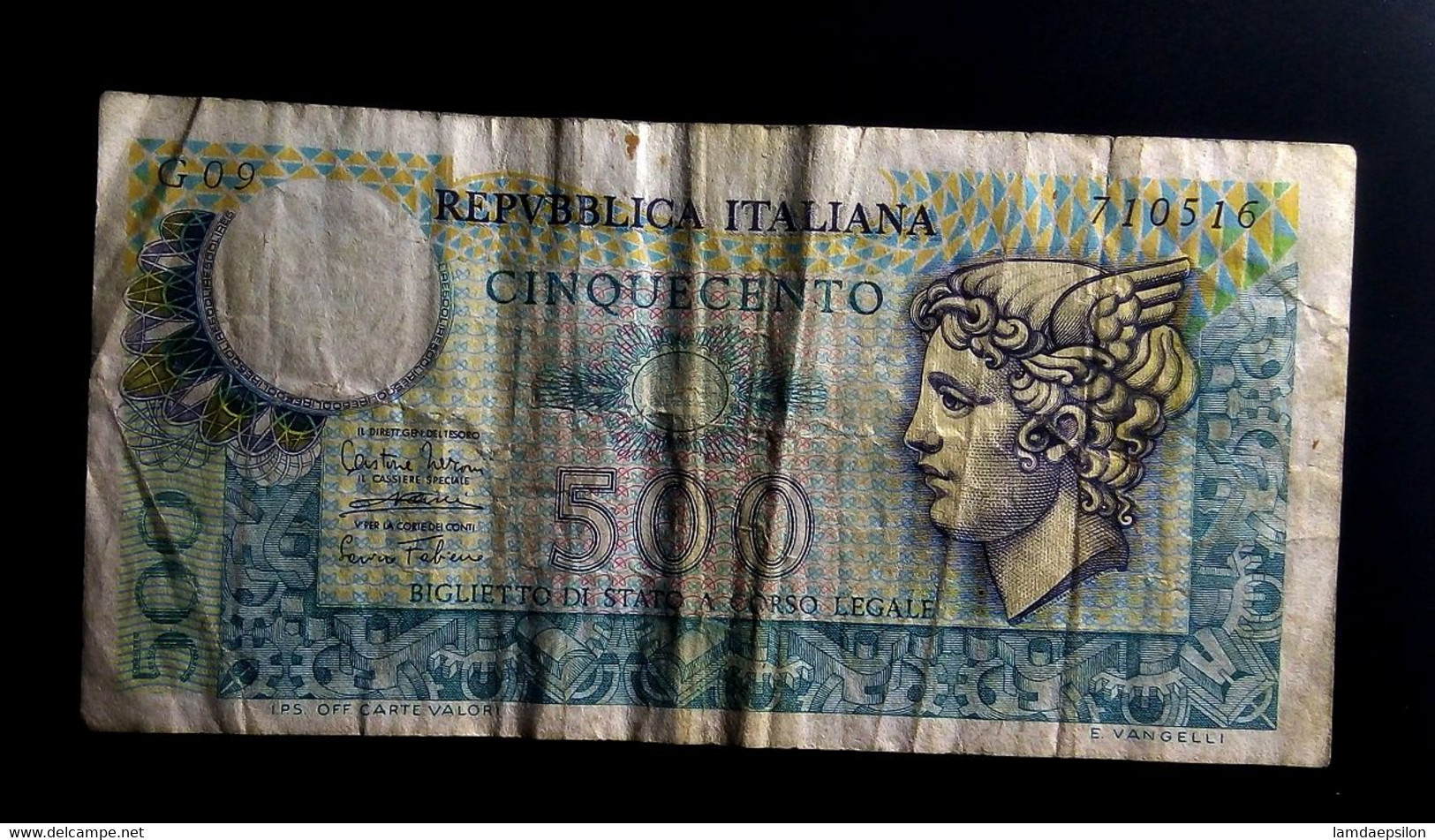 A7   ITALIE   BILLETS DU MONDE     ITALIA   BANKNOTES  500  LIRE 1979 - [ 9] Verzamelingen