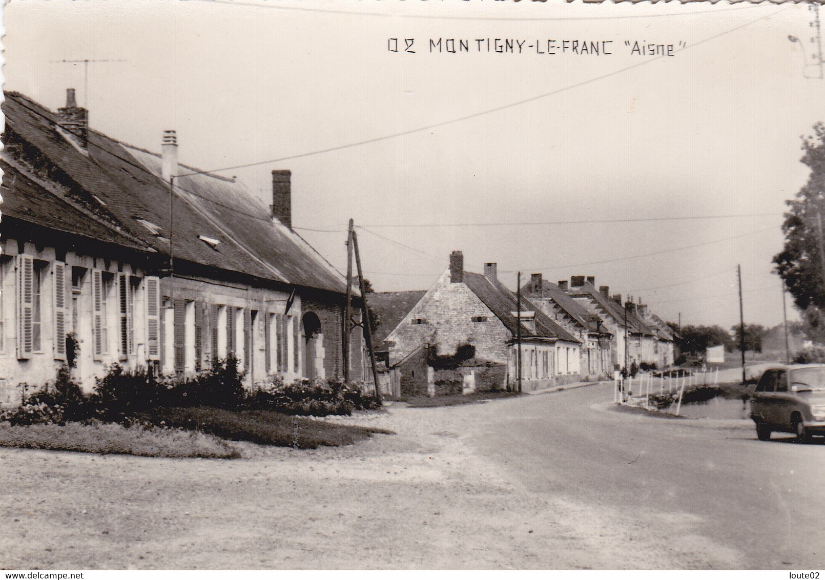 9 CPSM  PHOTO  DE MONTIGNY LE FRANC AISNE  149 HABITANTS  PRES DE MONCORNET  CANTON DE MARLE