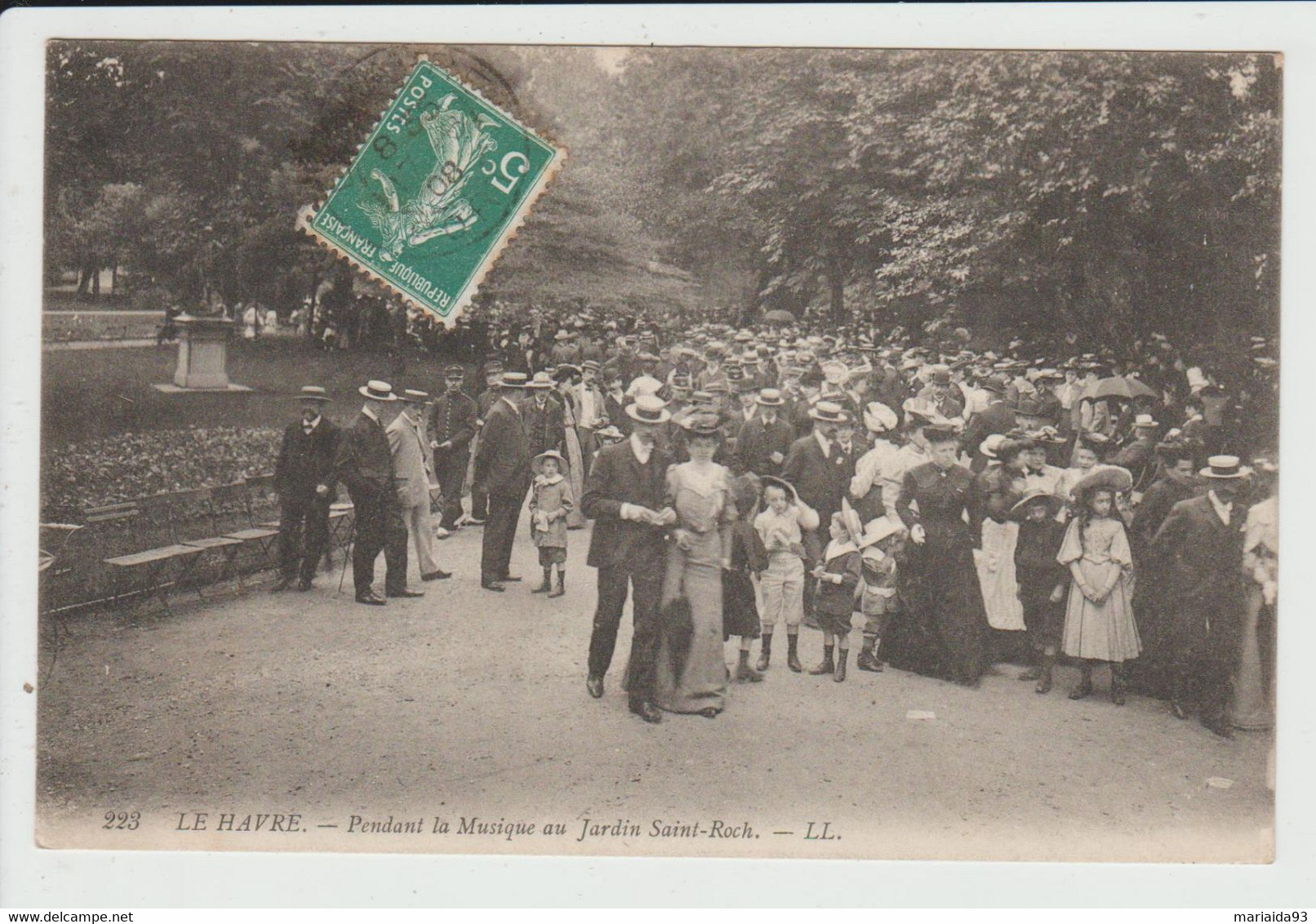 LE HAVRE - SEINE MARITIME - PENDANT LA MUSIQUE AU JARDIN SAINT ROCH - Square Saint-Roch