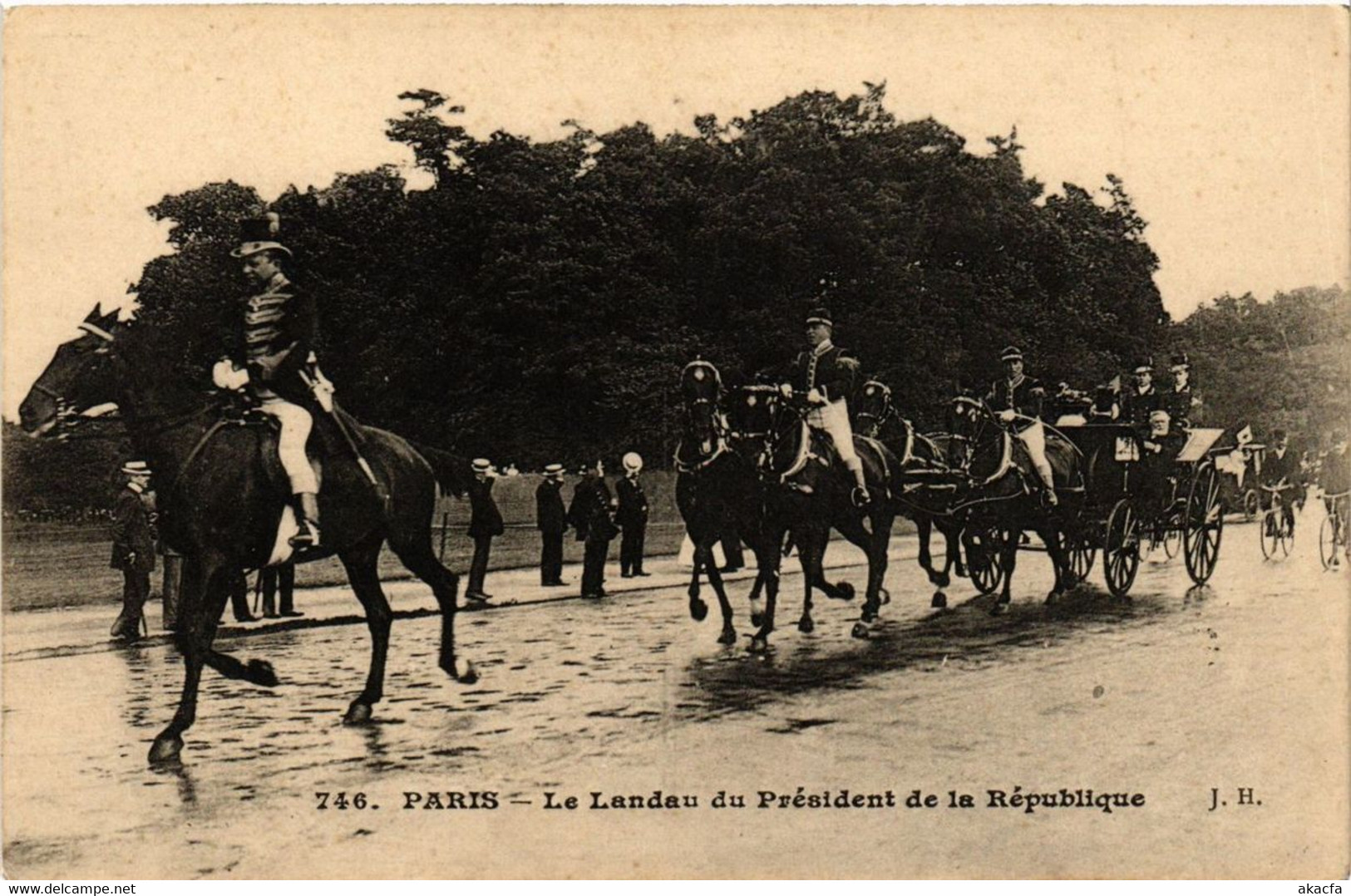 CPA PARIS Le Landau Du Président De La République (305613) - Receptions