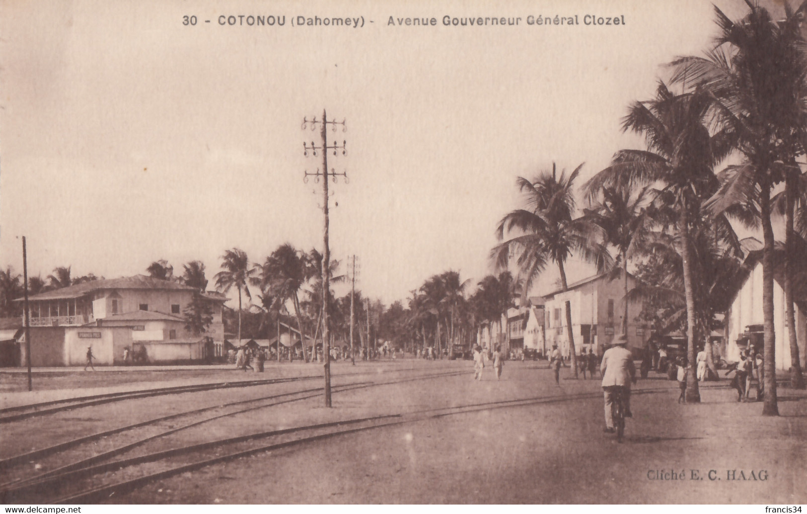 CPA - Cotonou - Avenue Du Gouverneur Général Clozel - Benin