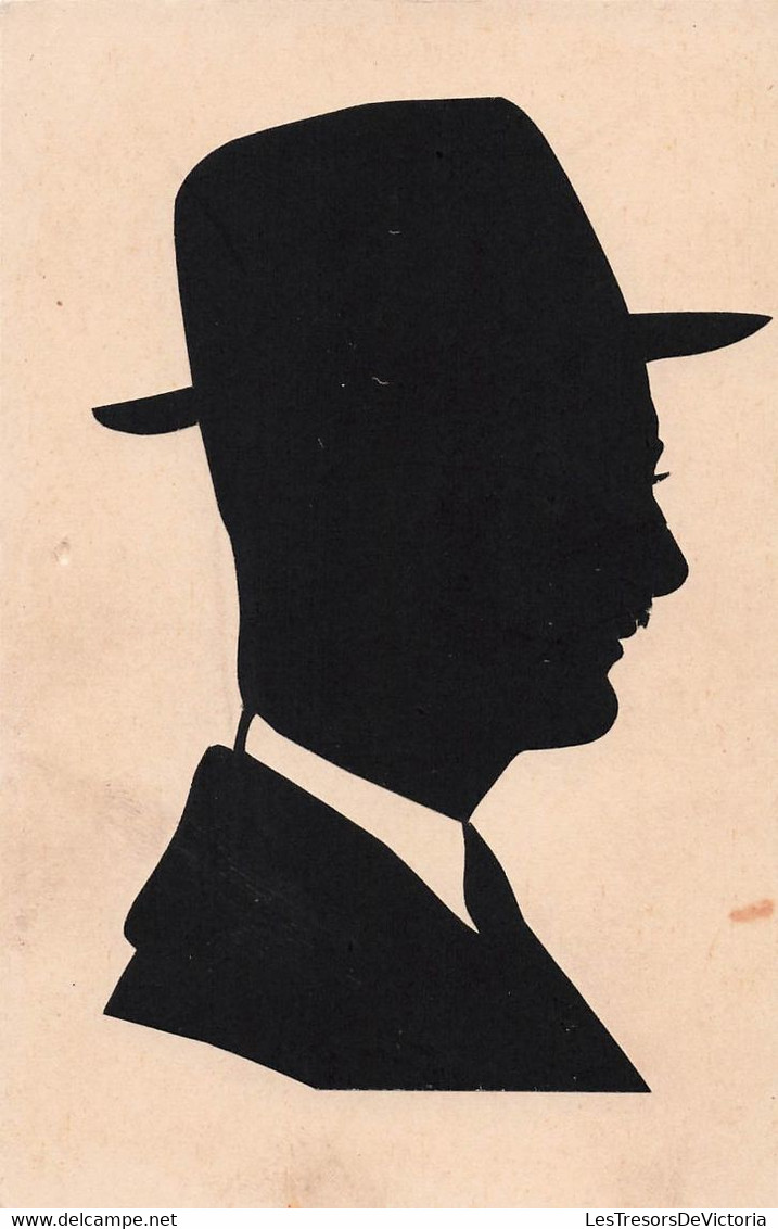 CPA Silhouette - Portrait D'un Homme Avec Un Chapeau Mou Col Blanc Et Moustache - Silhouette - Scissor-type