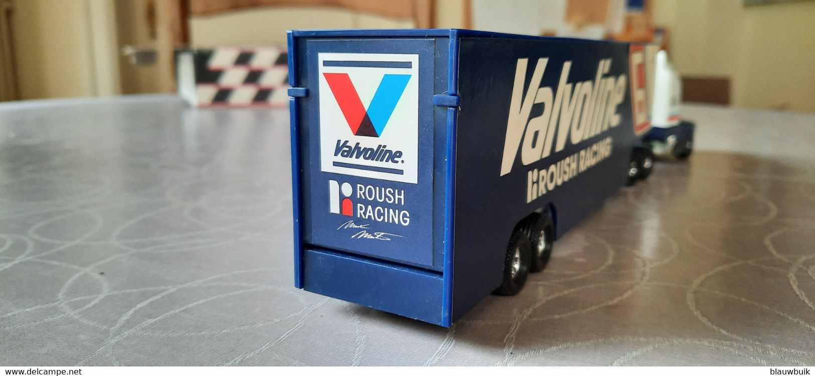 CORGI 91385 RACE Image  KENWORTH RACING TRANSPORTER VALVOLINE ROUSH RACINGCORGI 91385 RACE Image  KENWORTH RACING TRANSP