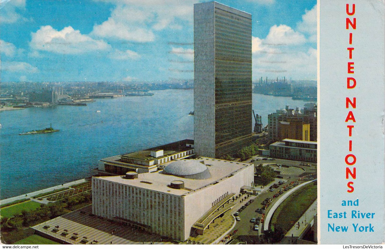 CPA UNITED NATIONS And East River - New York - Autres & Non Classés